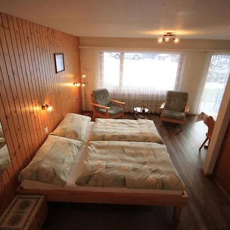 Haus Royal *
